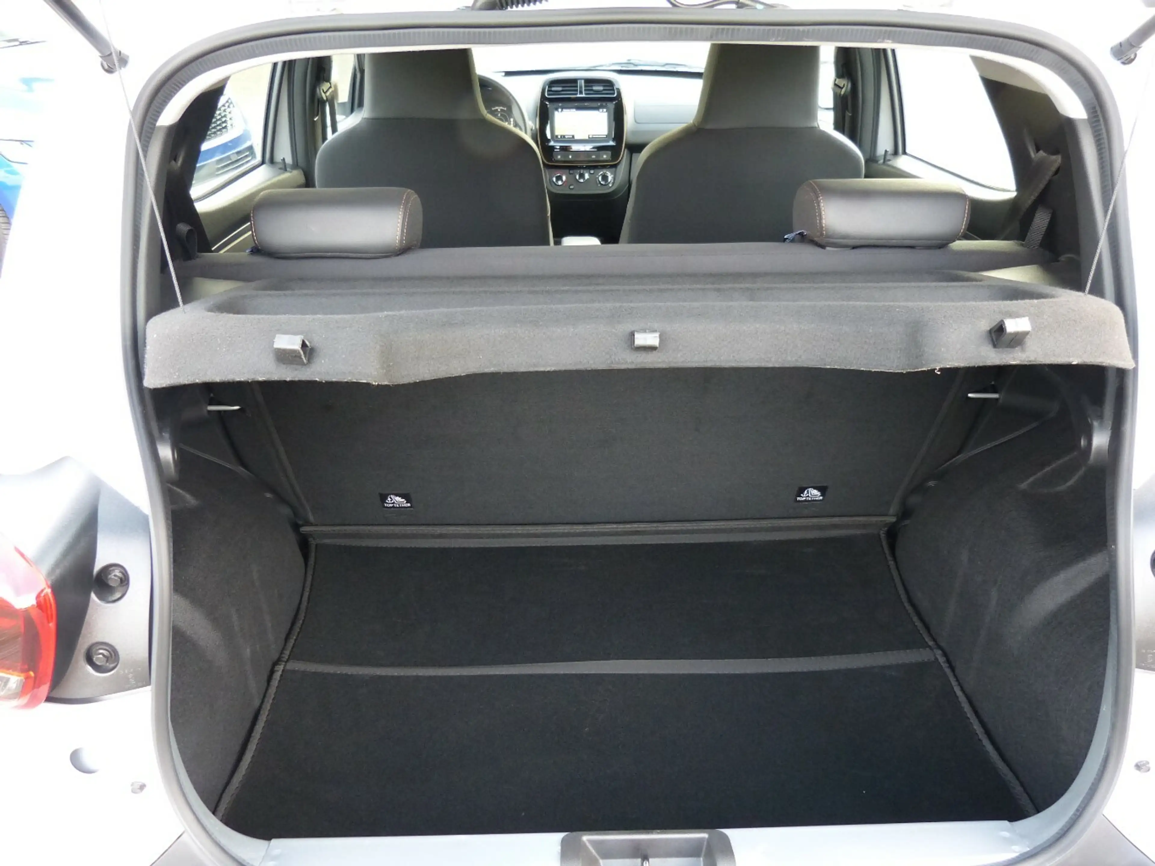 Dacia Spring Extreme 65 [CAM/CCS/FRUNK/1.HAND] — photo 14