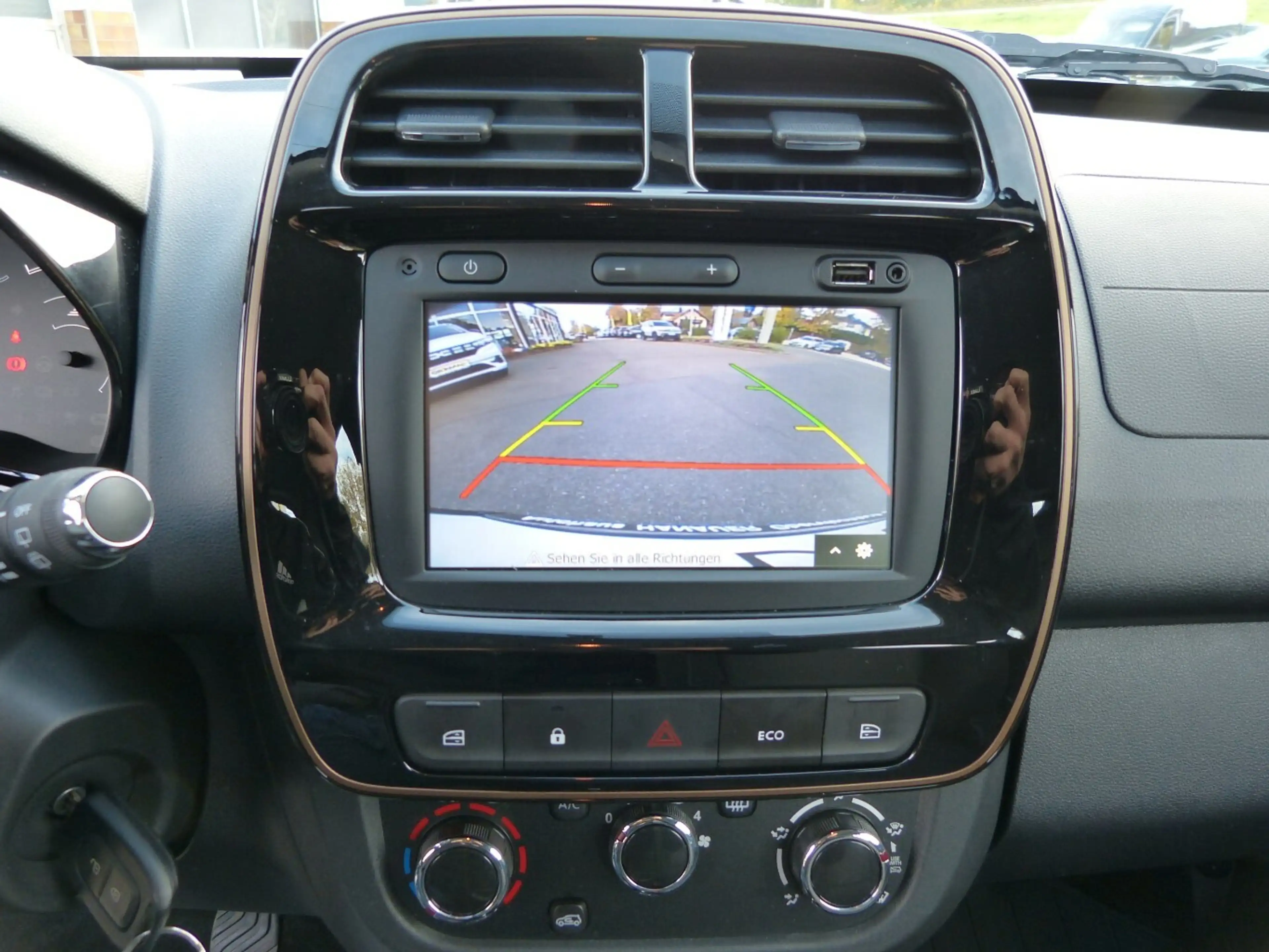 Dacia Spring Extreme 65 [CAM/CCS/FRUNK/1.HAND] — photo 12