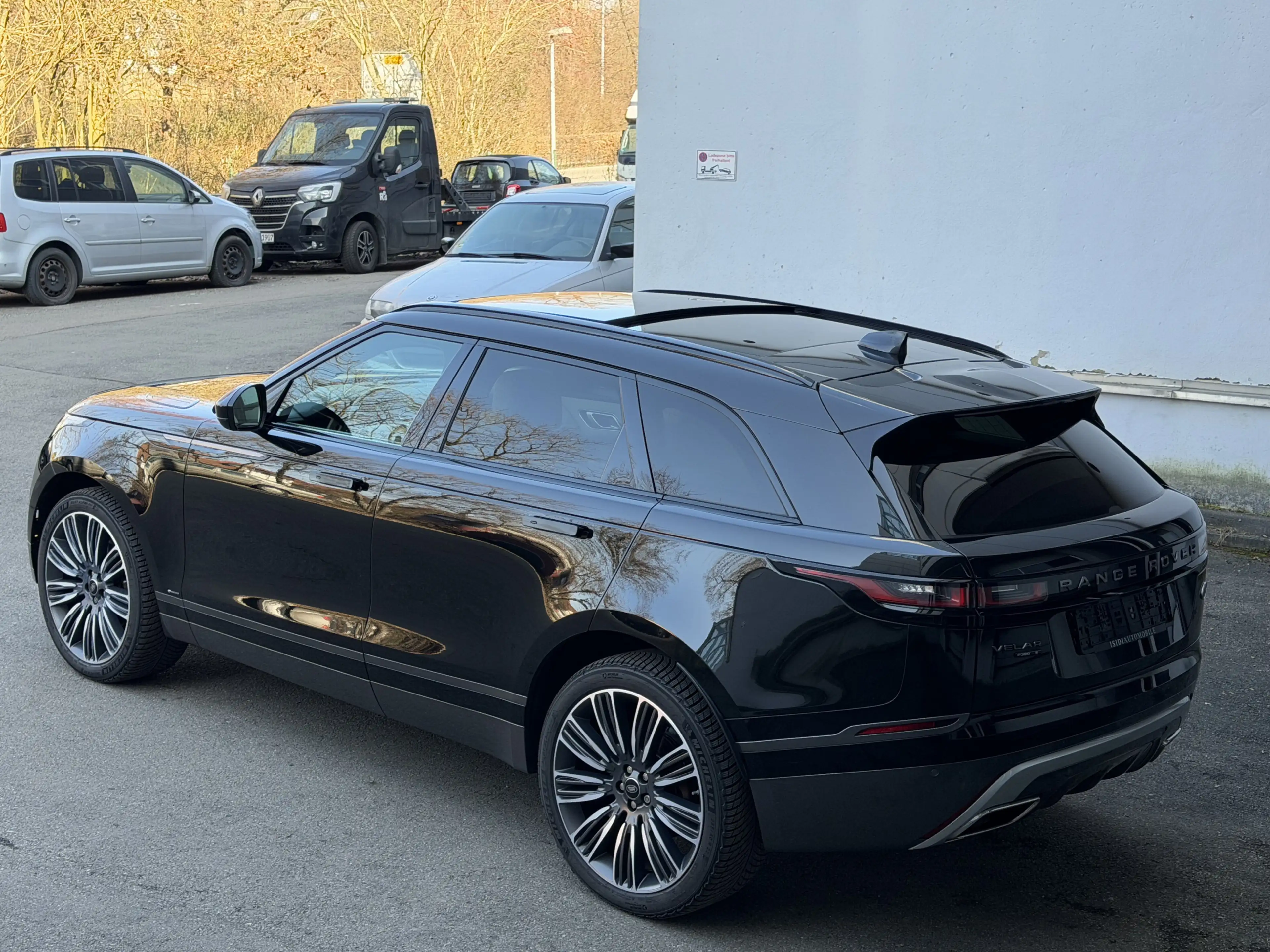 Land Rover Range Rover Velar R-Dynamic S LED Pano Kamera 22 — photo 4