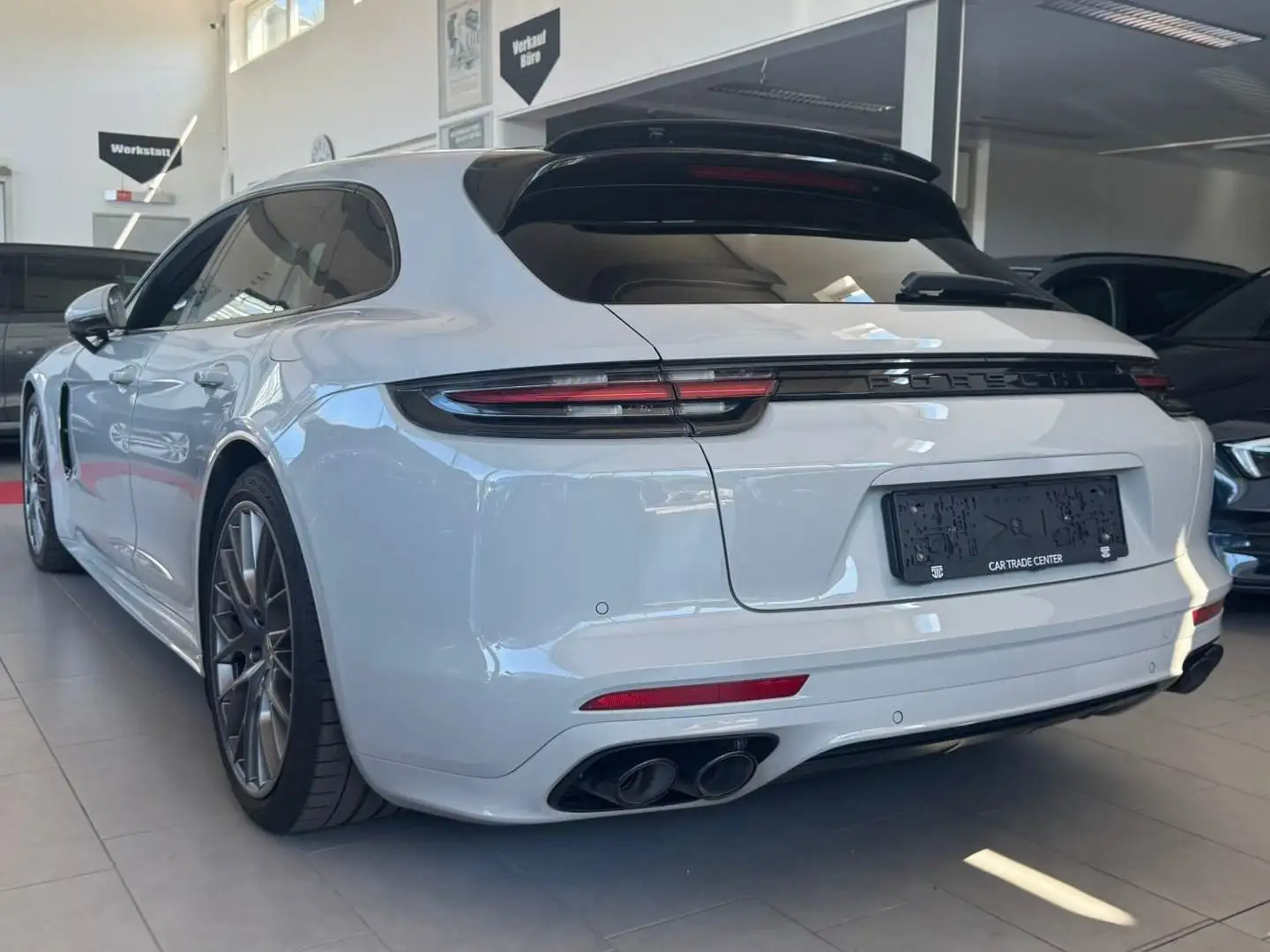 Porsche Panamera 4 E-Hybrid PHEV Sport Turismo Aut. Gris - 2