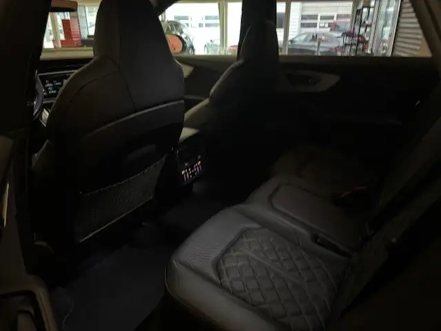 Audi SQ8 TFSI quattro Tiptronic Ansicht 22