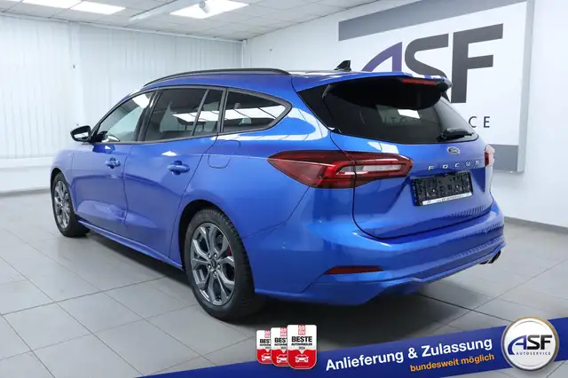 Ford Focus view 9