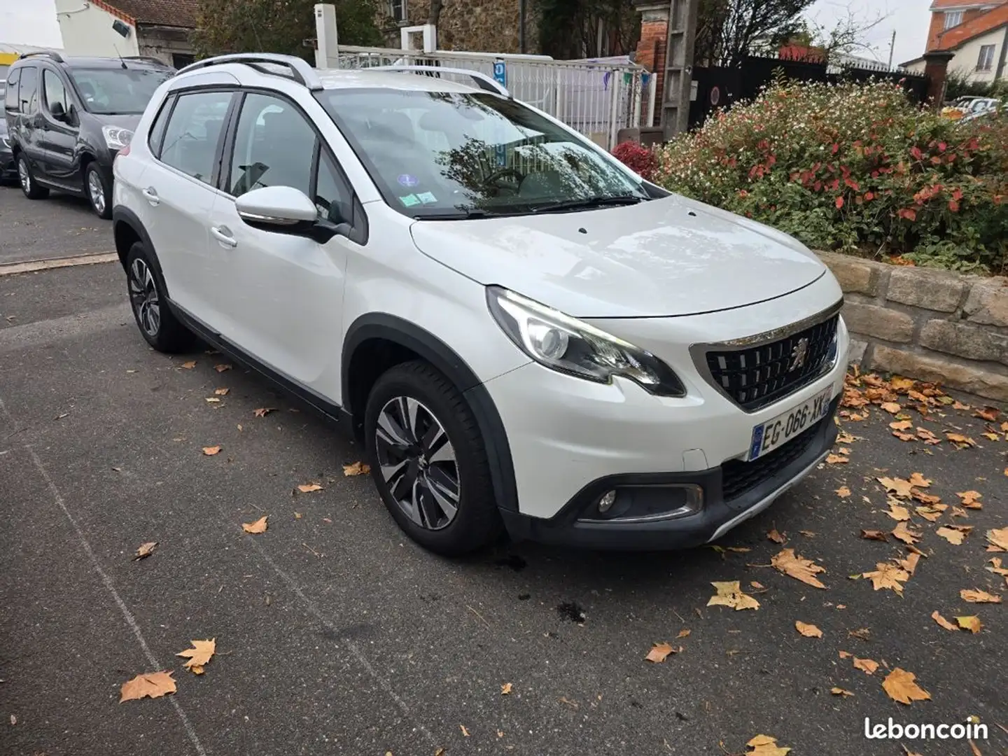 Peugeot 2008 1.2l 110ch Allure Boite Automatique Blanc - 2
