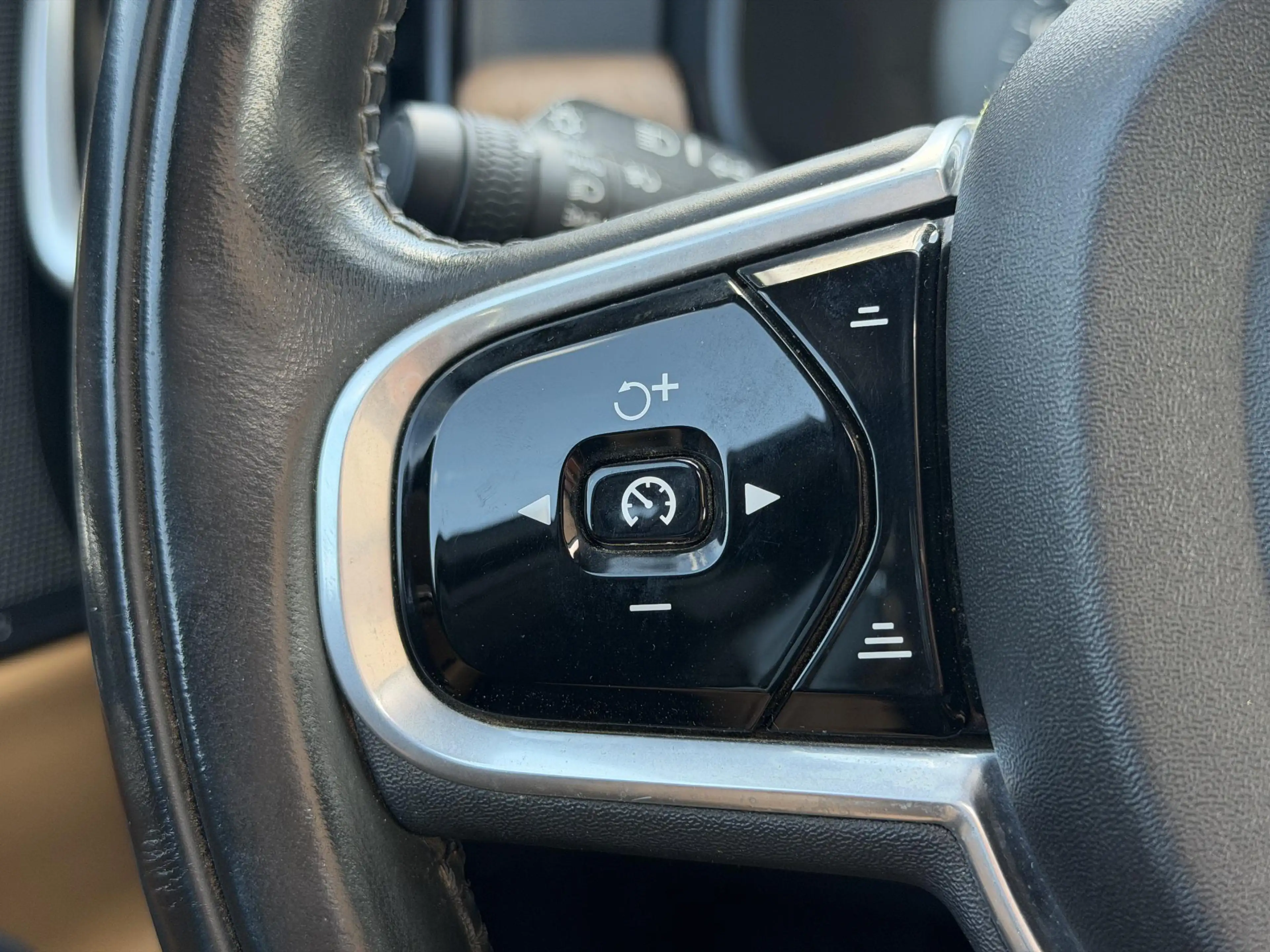 Volvo S90 2.0 T6 AWD Inscription — photo 22