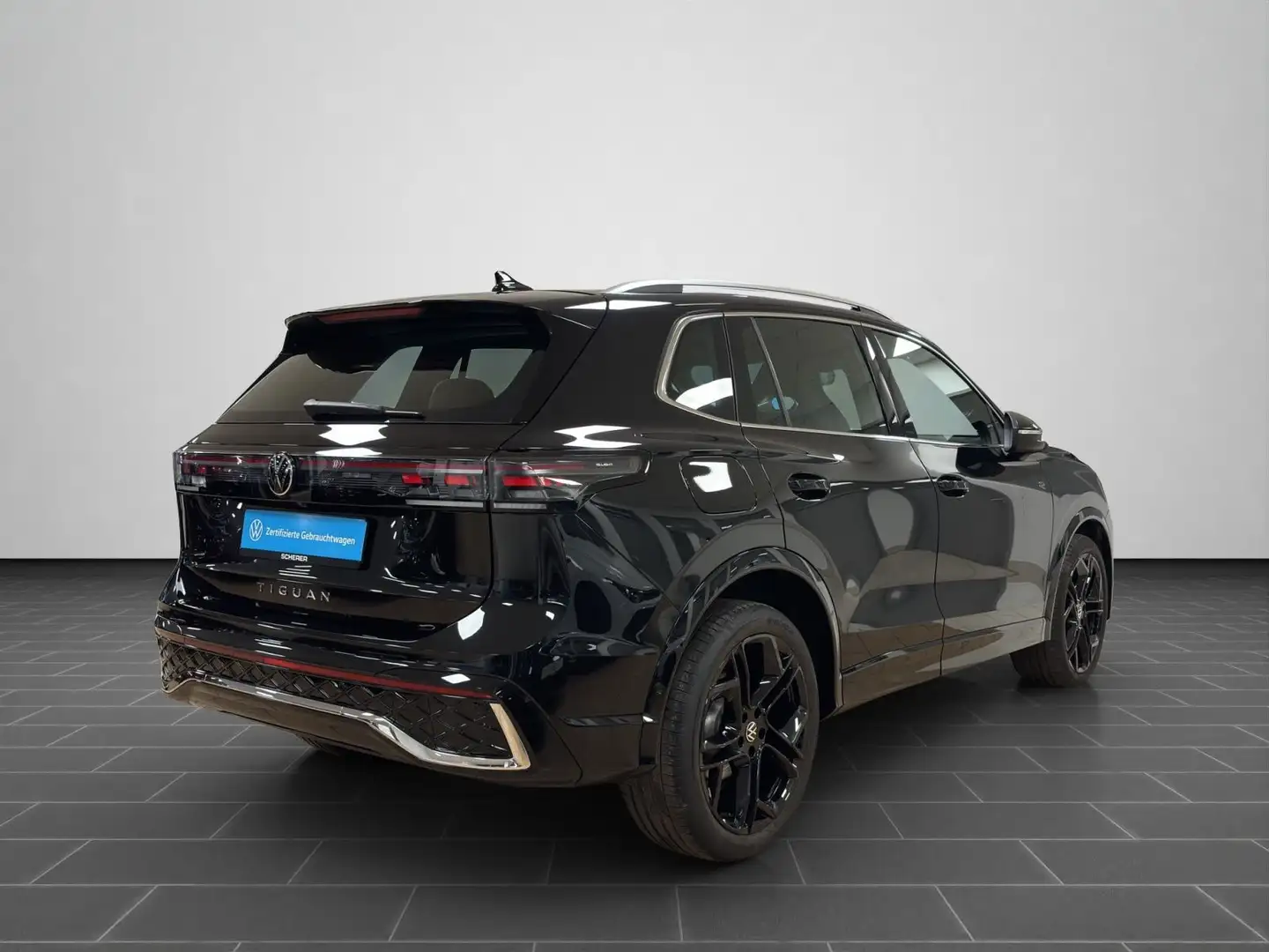 Volkswagen Tiguan 2.0 TDI R-Line DSG NAVI ACC RFK 20" Keyle Schwarz - 2