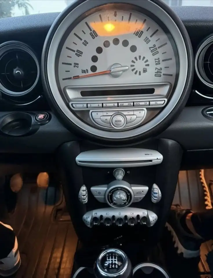MINI Cooper Clubman