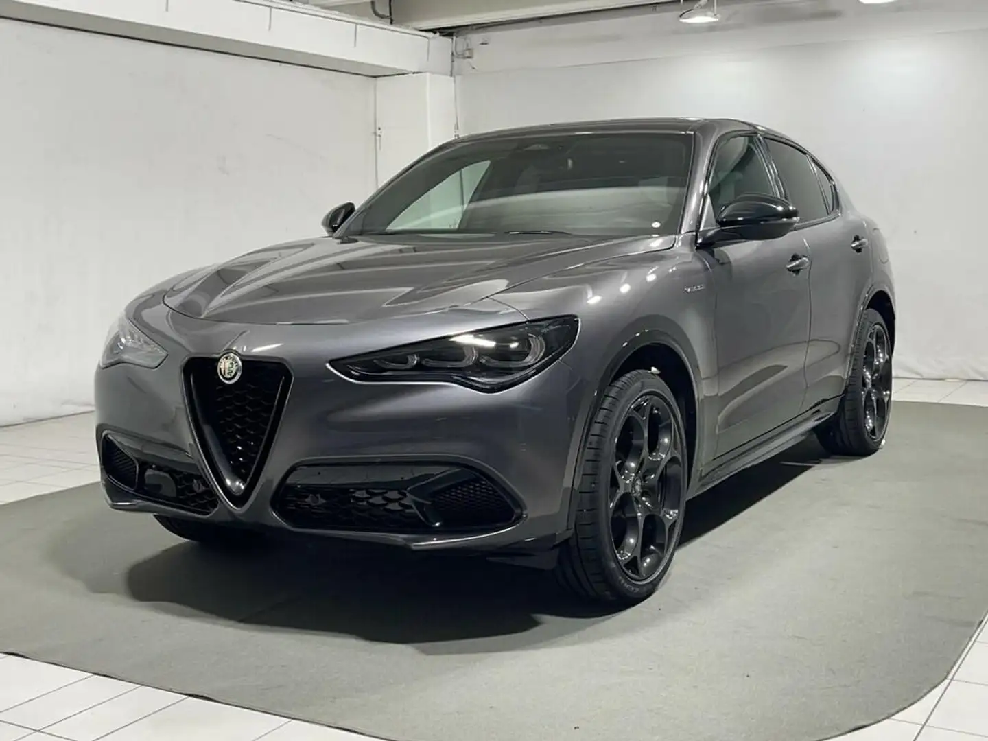 Alfa Romeo Stelvio 2.0 t Veloce Q4 280cv auto Grigio - 1