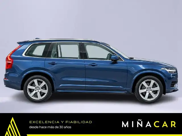 Volvo XC90 view 4