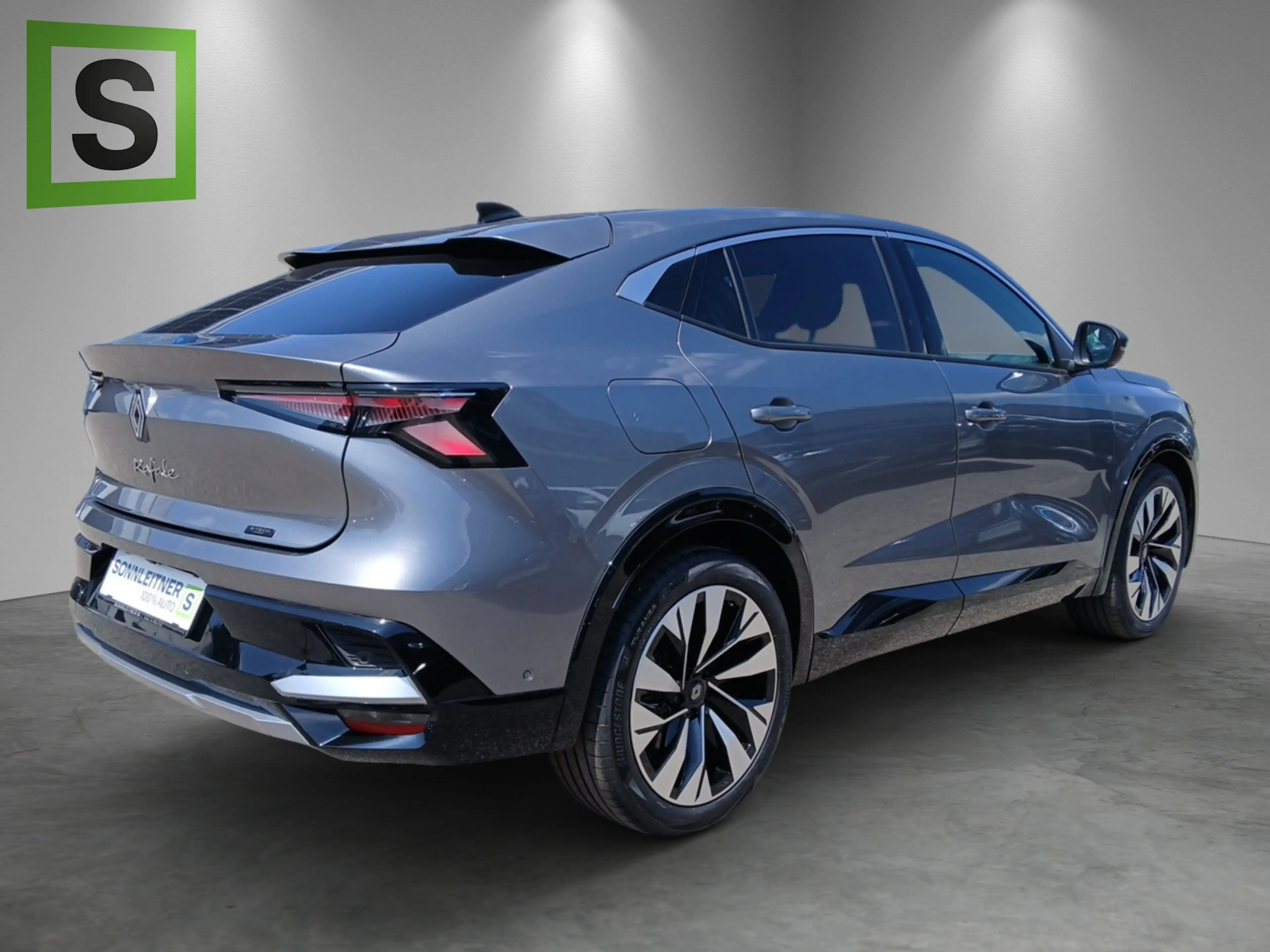 Renault Rafale RAFALE Techno Full Hybrid E-Tech 200 (MY25) — photo 4