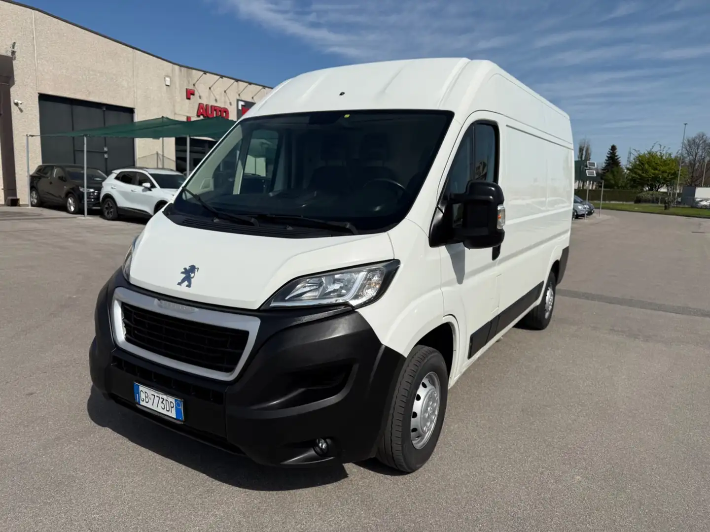 Peugeot Boxer Boxer 33 2.2 BlueHDi 140 S&S PM-TM Furgone Blanco - 1