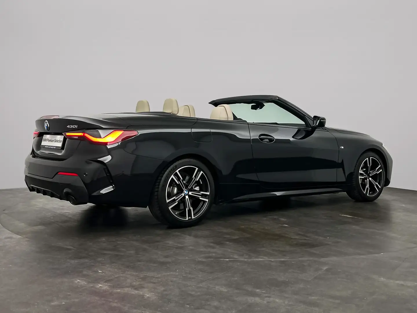 BMW 430 4-serie Cabrio 430i High Executive M-Sport | Nekve Zwart - 2
