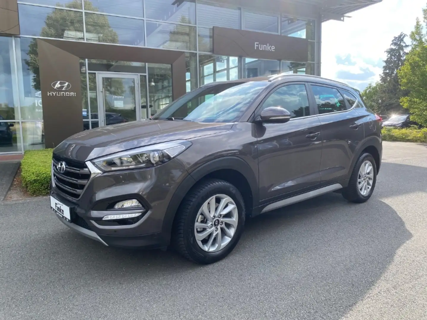 Hyundai TUCSON Style 2WD 1.6 EU6d-T Allwetter Navi Xenon Dyn. Kur Braun - 1