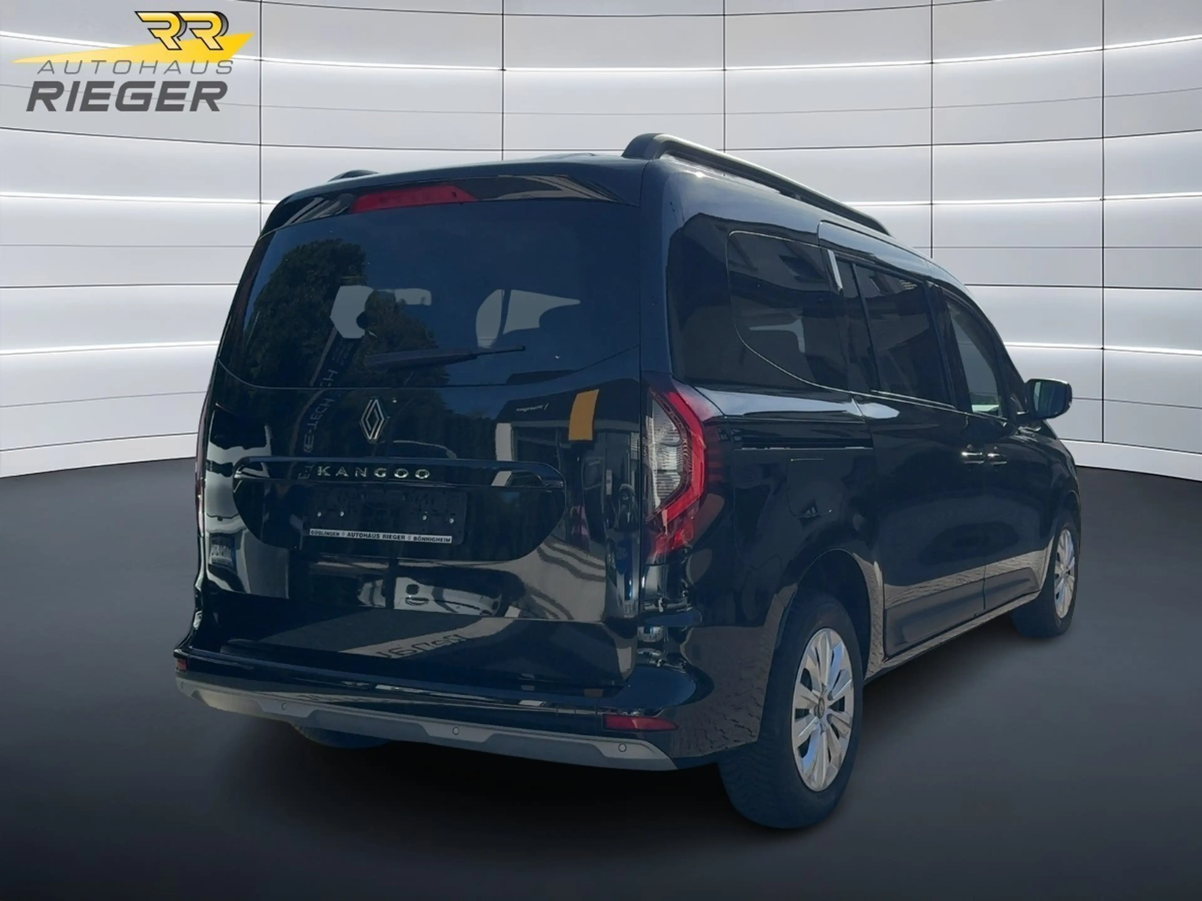 Renault Kangoo III Grand Techno TCe 130 EDC — photo 3