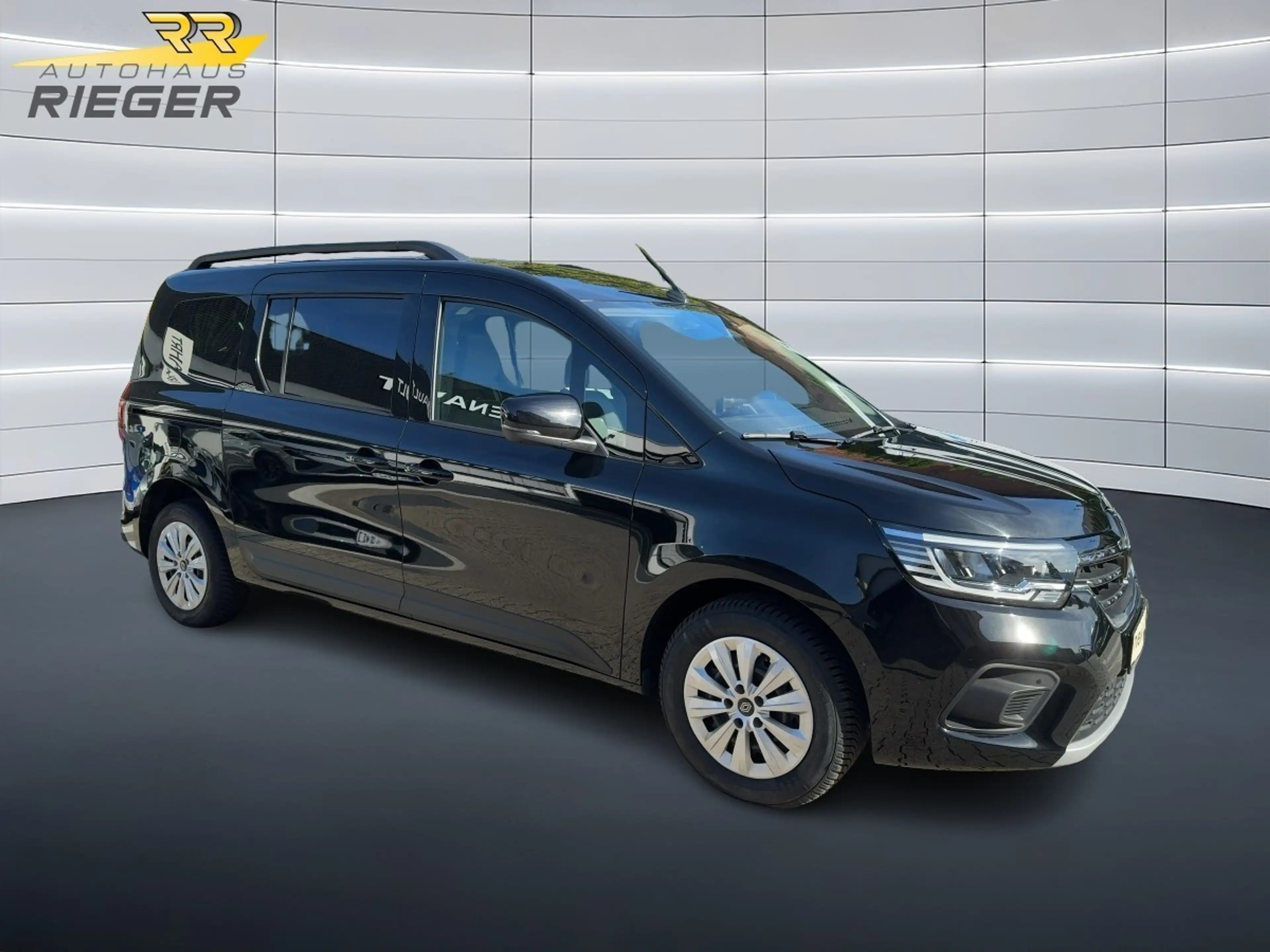 Renault Kangoo III Grand Techno TCe 130 EDC — photo 9
