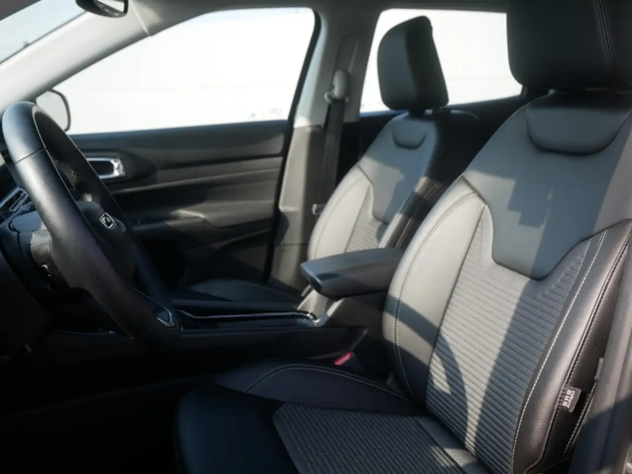 Jeep Compass ALTITUDE e-HYBRID 1.5l 130PS AT SICHERHEIT WINTER, миниатюра 9