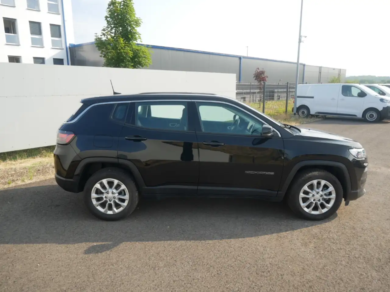 Jeep Compass ALTITUDE e-HYBRID 1.5l 130PS AT SICHERHEIT WINTER, миниатюра 2