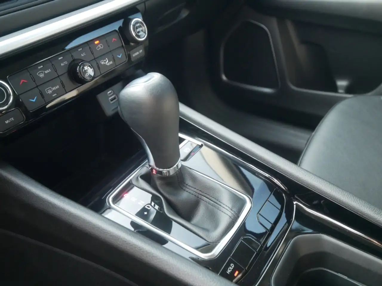 Jeep Compass ALTITUDE e-HYBRID 1.5l 130PS AT SICHERHEIT WINTER, миниатюра 12