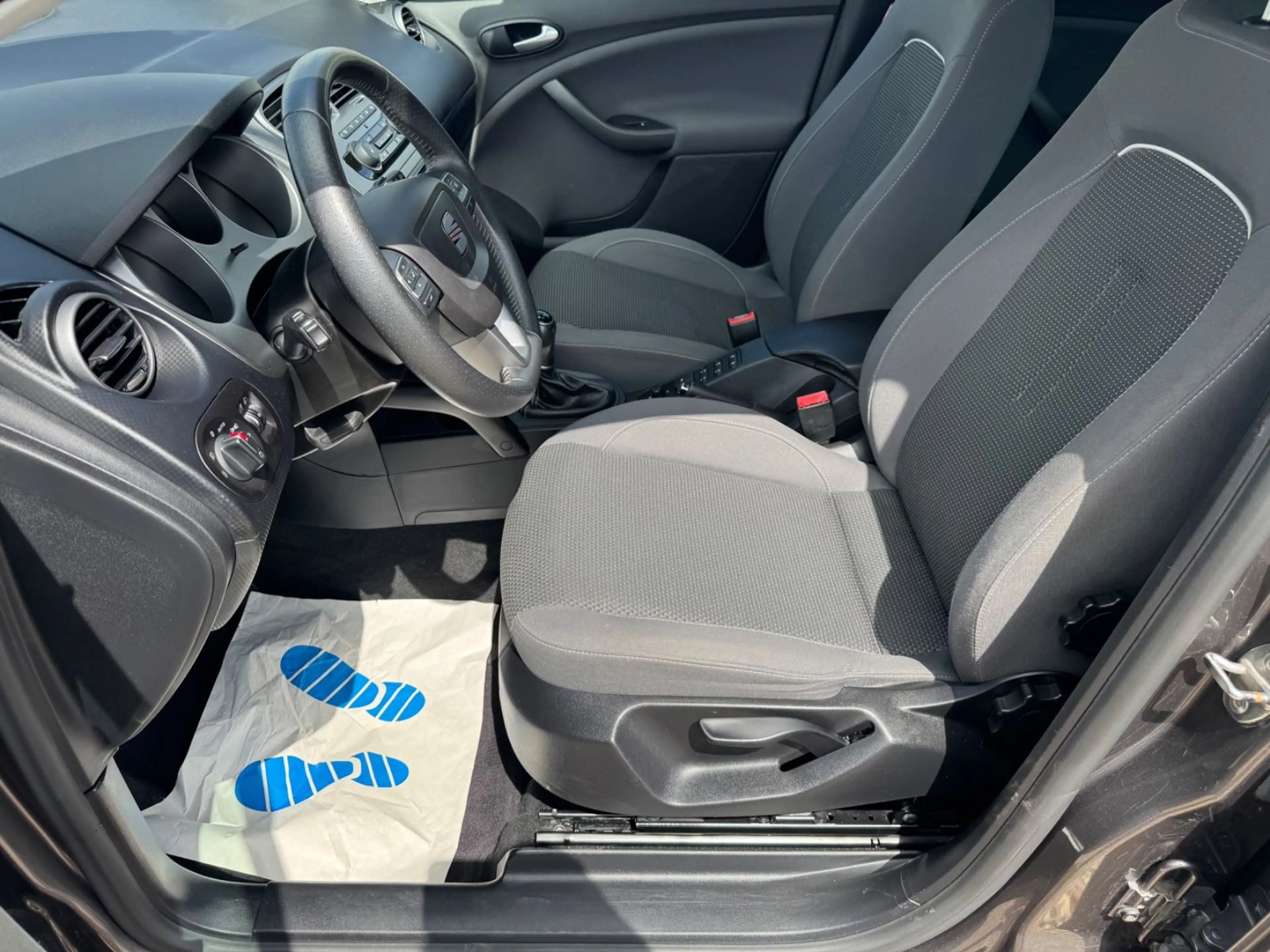 SEAT Altea 1.6 TDI 4You *Navi *PDC *AHK *Sitzheizung — photo 5