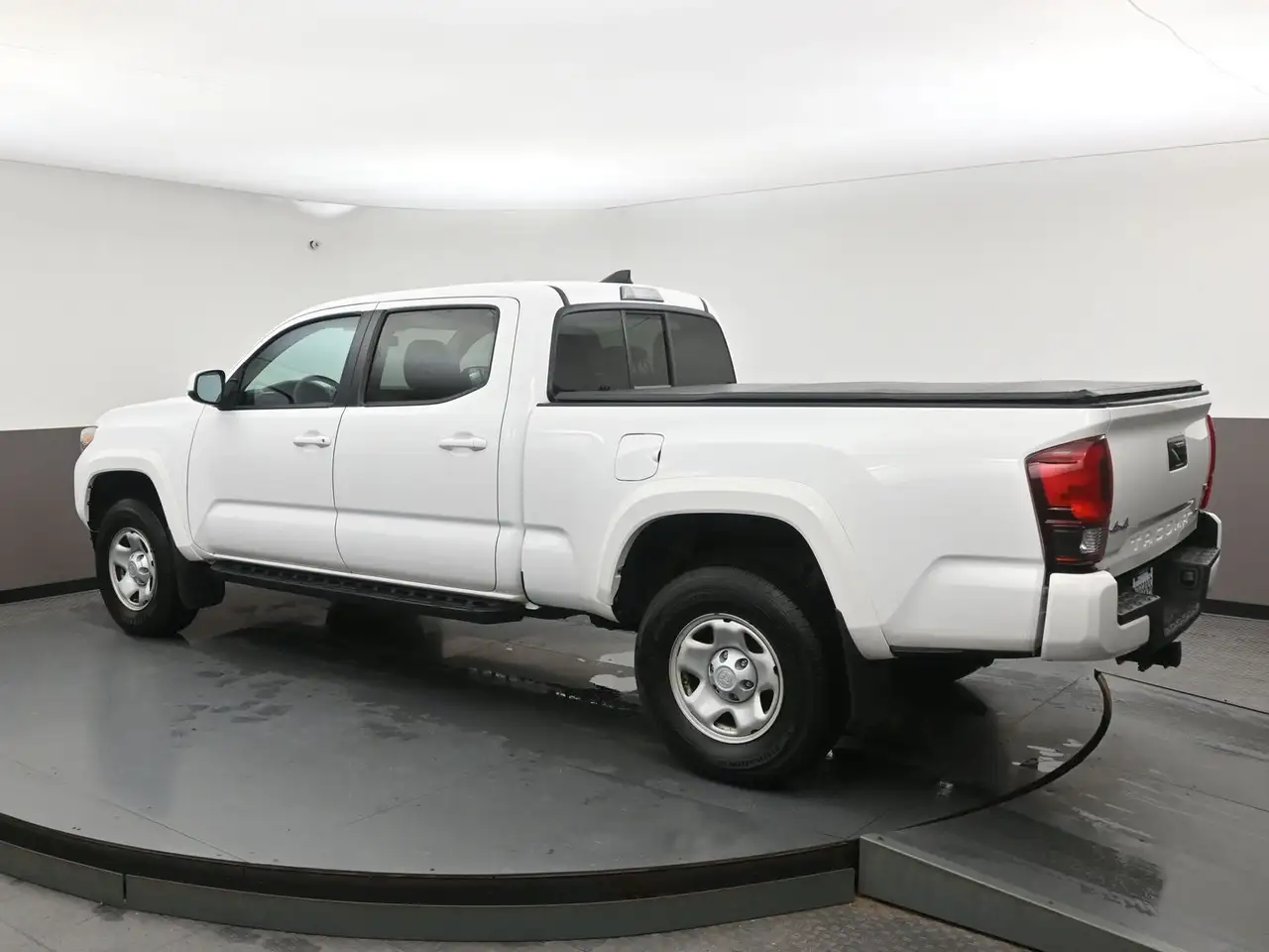 Toyota Tacoma снимка Toyota Tacoma
