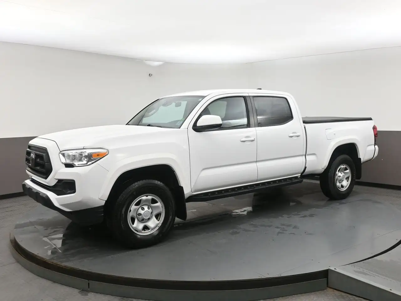 Toyota Tacoma снимка Toyota Tacoma