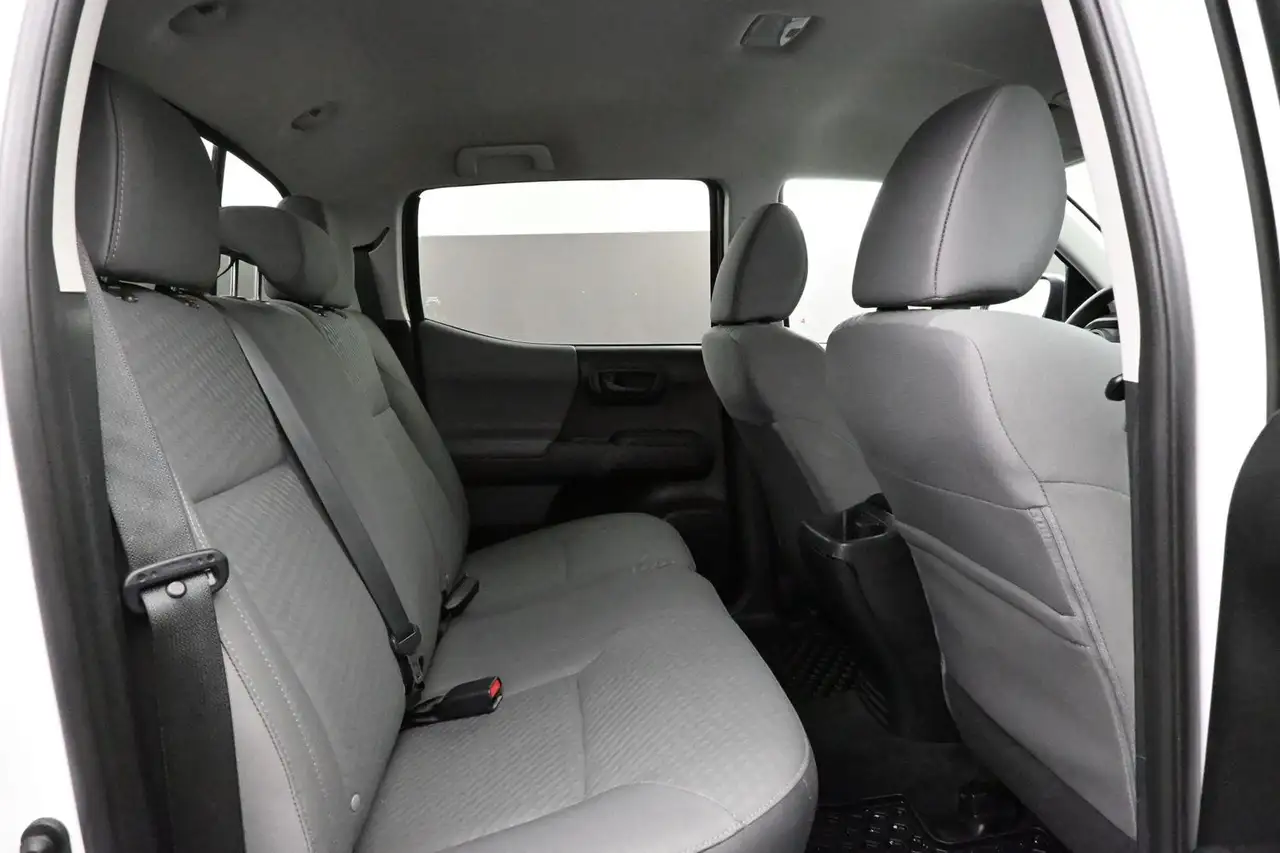 Toyota Tacoma снимка Toyota Tacoma