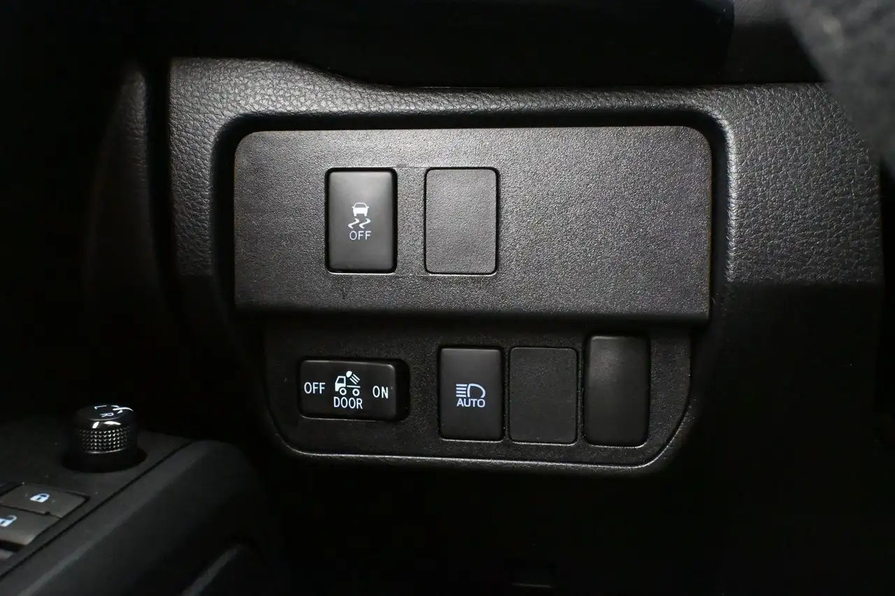 Toyota Tacoma снимка Toyota Tacoma