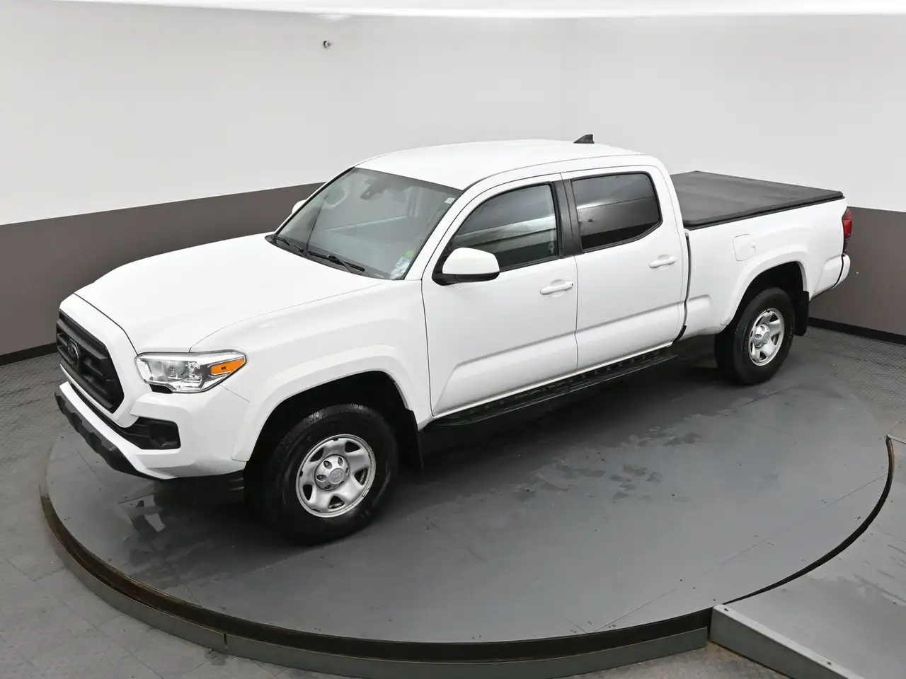 Toyota Tacoma снимка Toyota Tacoma