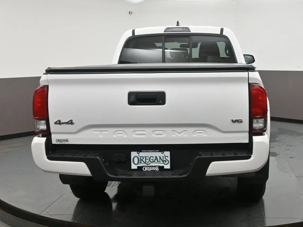 Toyota Tacoma снимка Toyota Tacoma