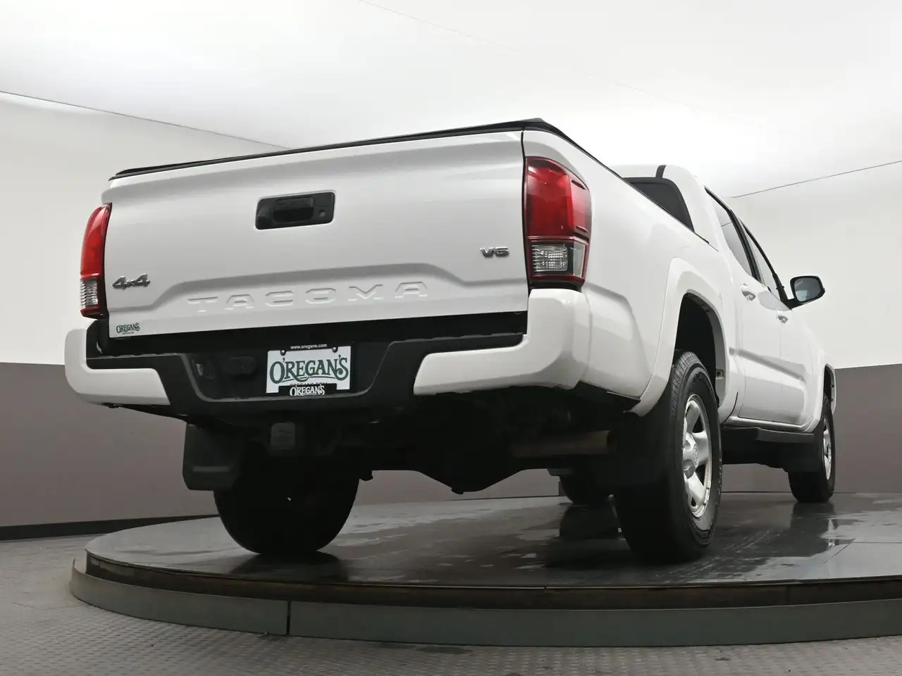 Toyota Tacoma снимка Toyota Tacoma