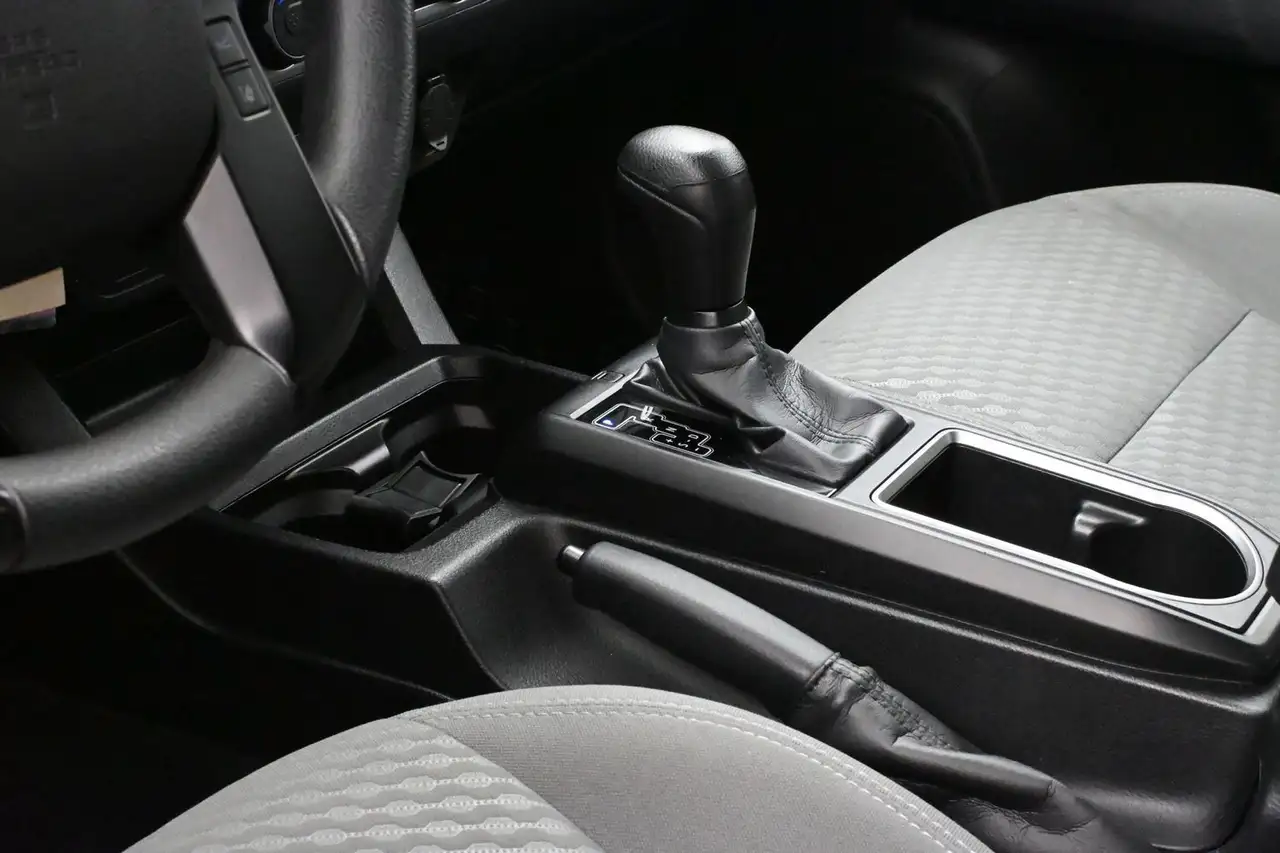 Toyota Tacoma снимка Toyota Tacoma