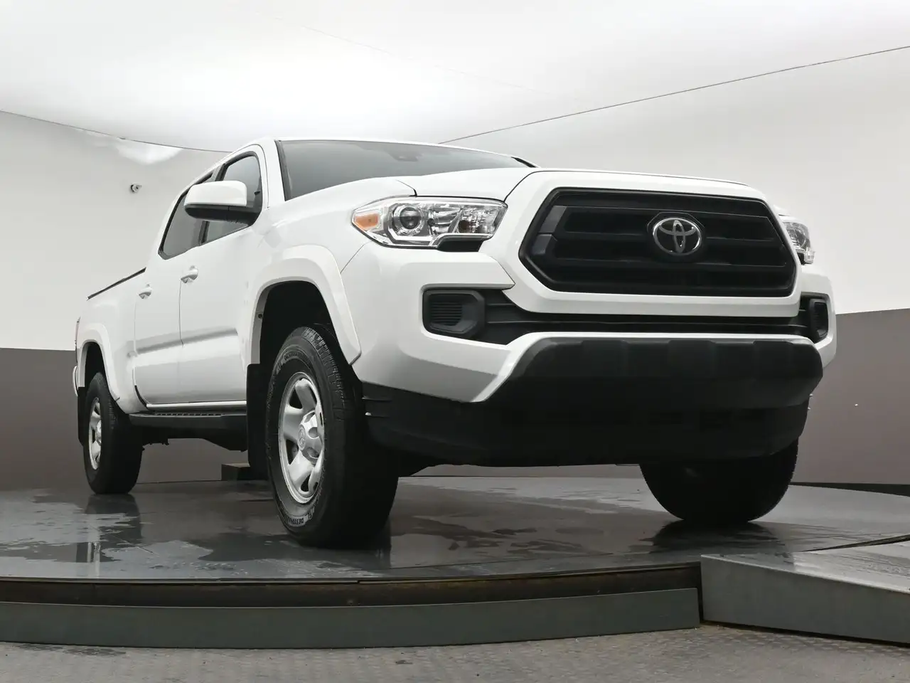 Toyota Tacoma снимка Toyota Tacoma