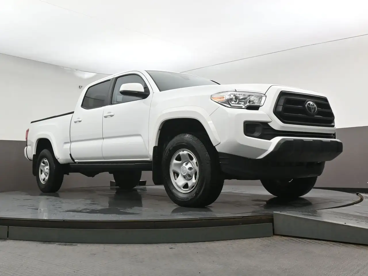 Toyota Tacoma снимка Toyota Tacoma