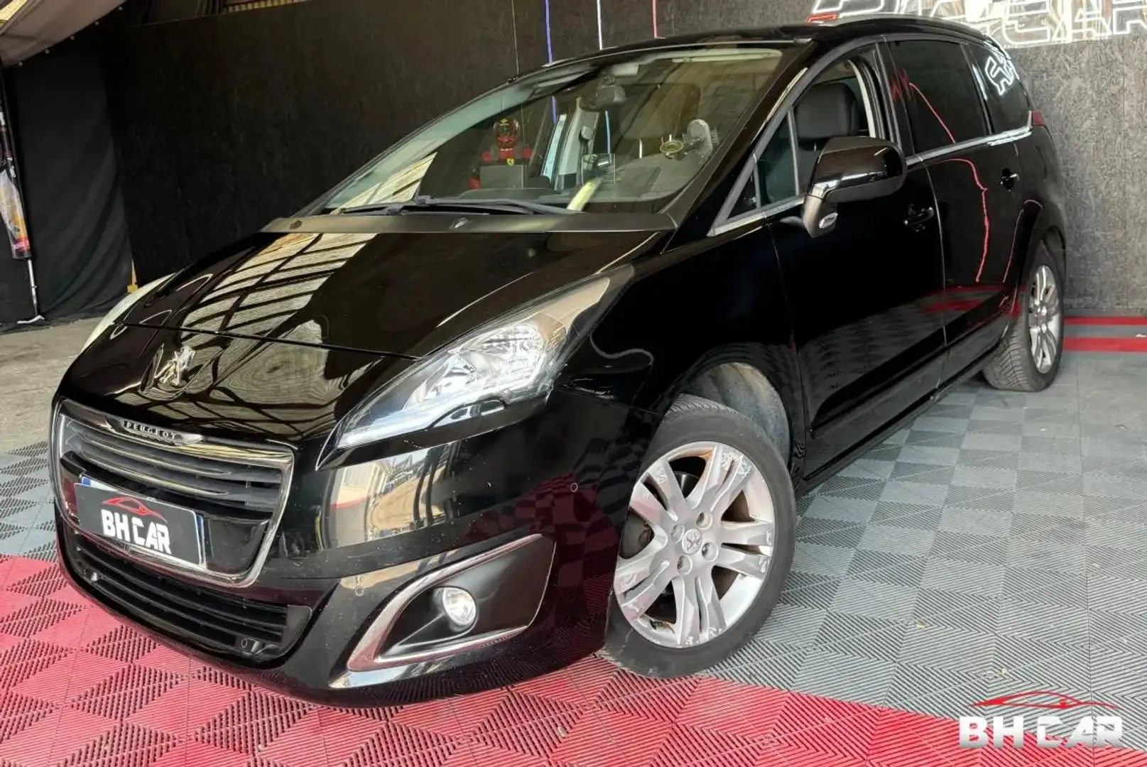 Peugeot 5008 GENERATION-I 1.6 HDI 115 ALLURE - 1