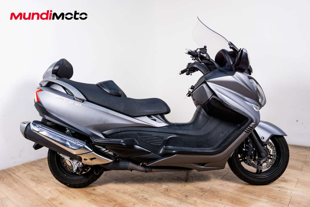 Suzuki Burgman 650
