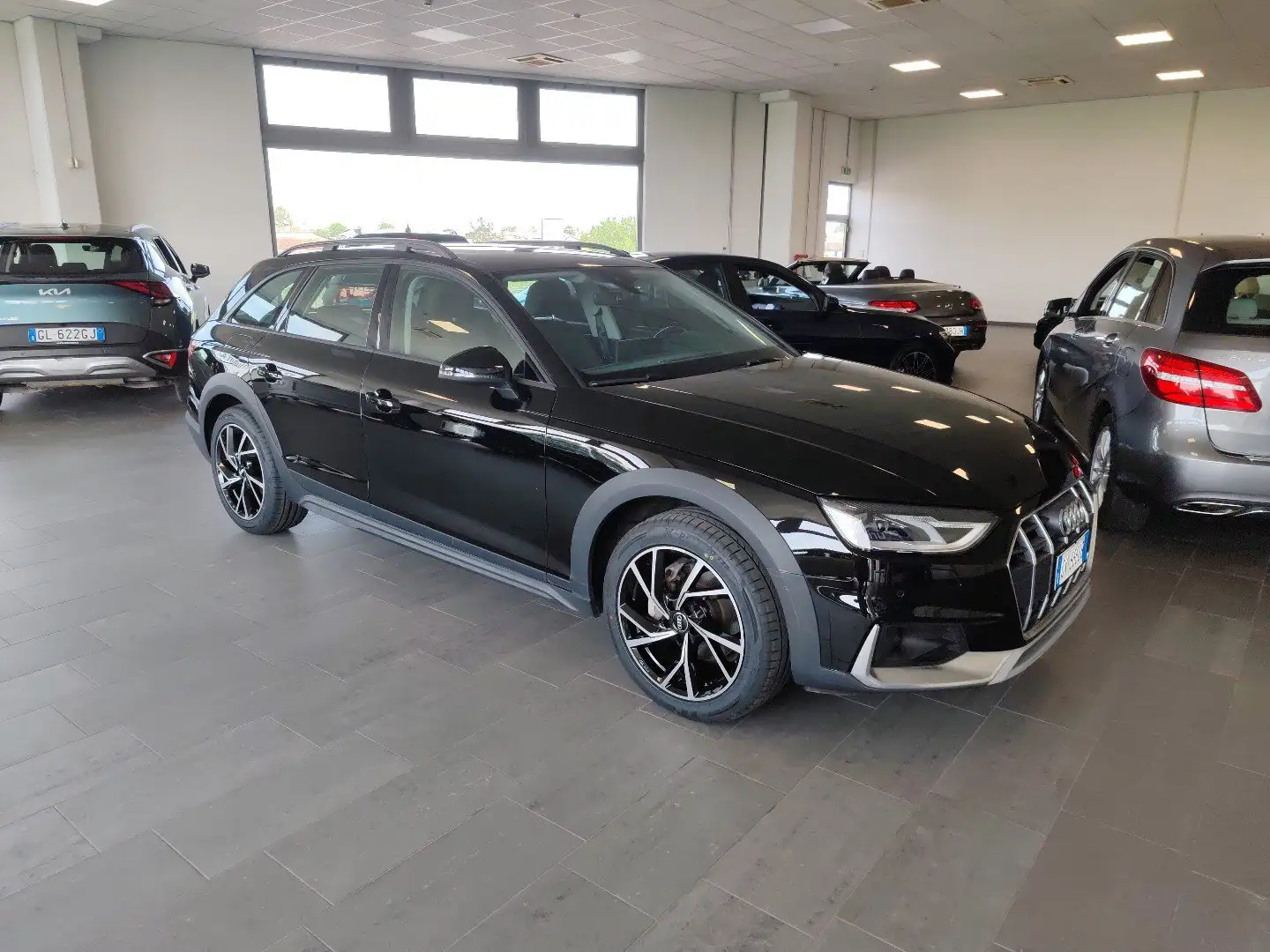 Audi A4 allroad 40 TDI quattro 204cv S tronic Adapt.Cruise FariLED Nero - 2