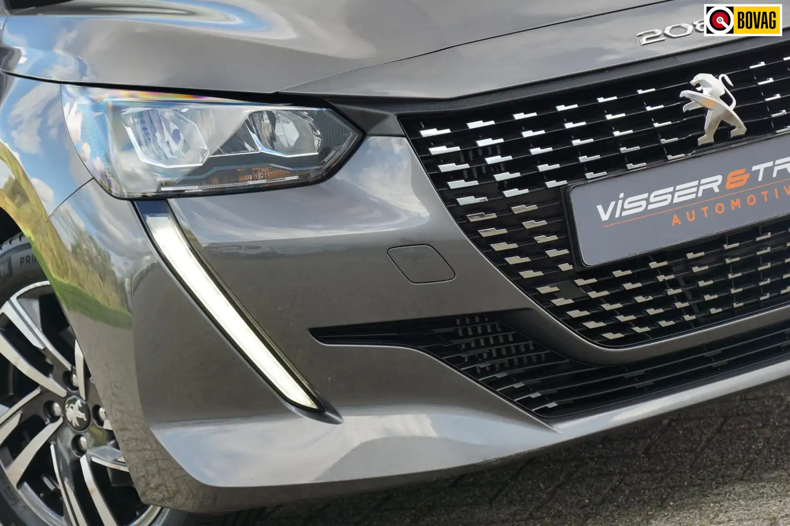 Peugeot 208 Peugeot 208 1.2 PureTech Allure | Gris Platinium | Grau - 1