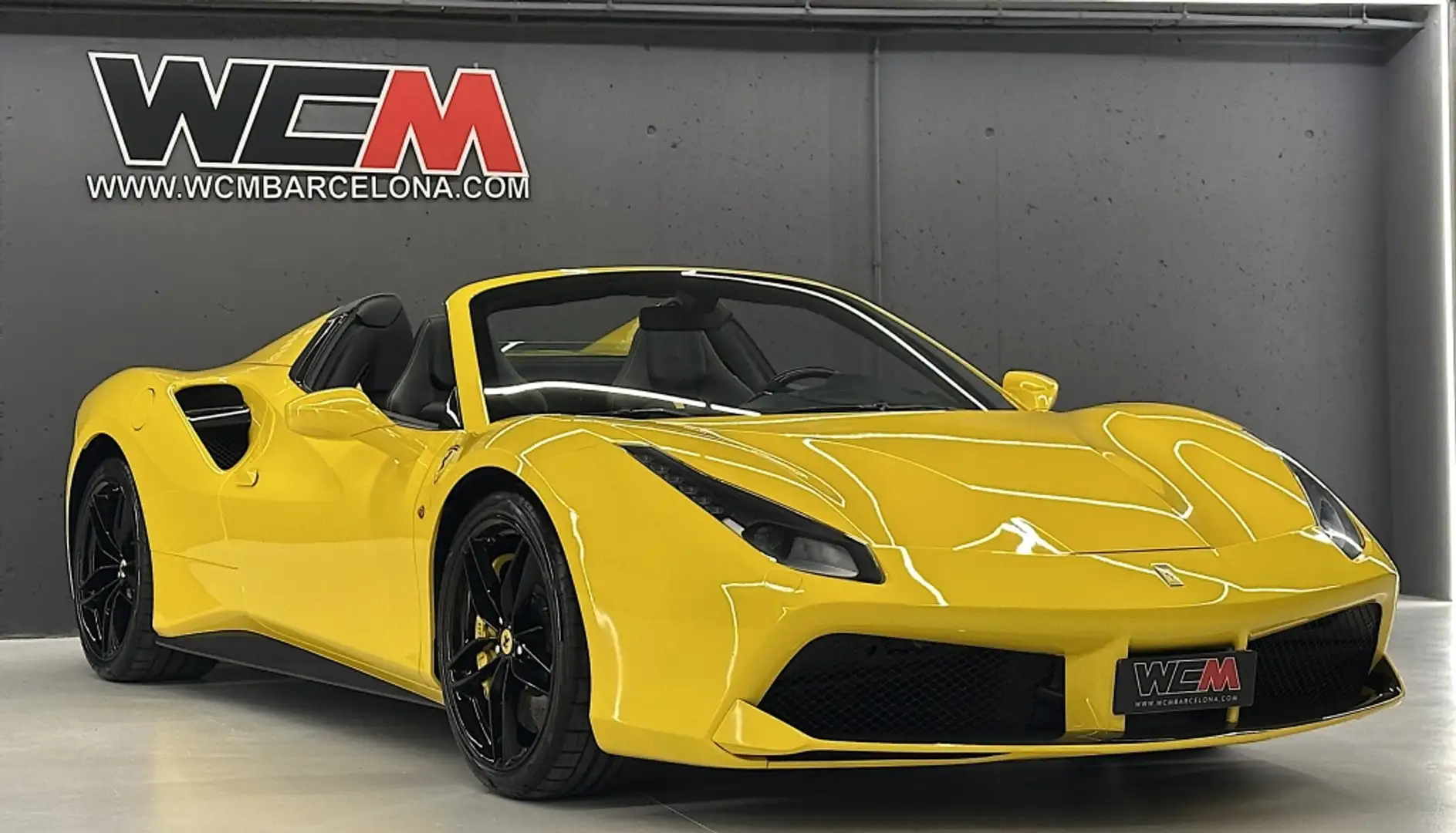 Ferrari 488 Spider Geel - 1