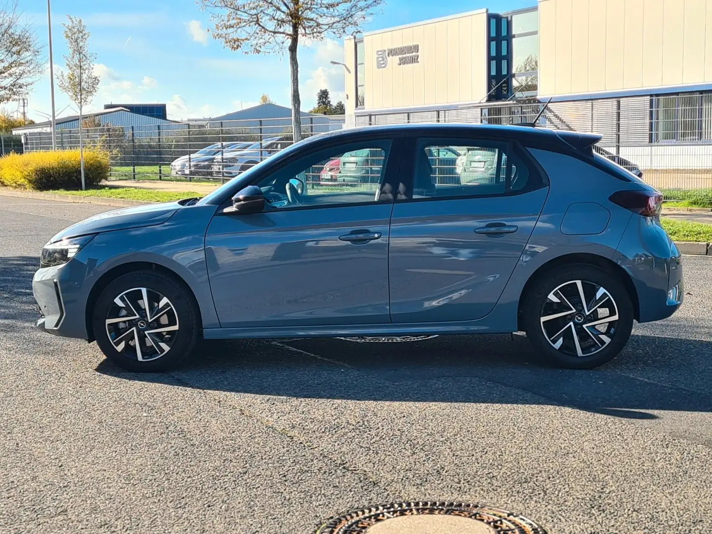 Opel Corsa F GS*Tempo*RFK*SHZ*PDC*CarPlay* Grau - 2