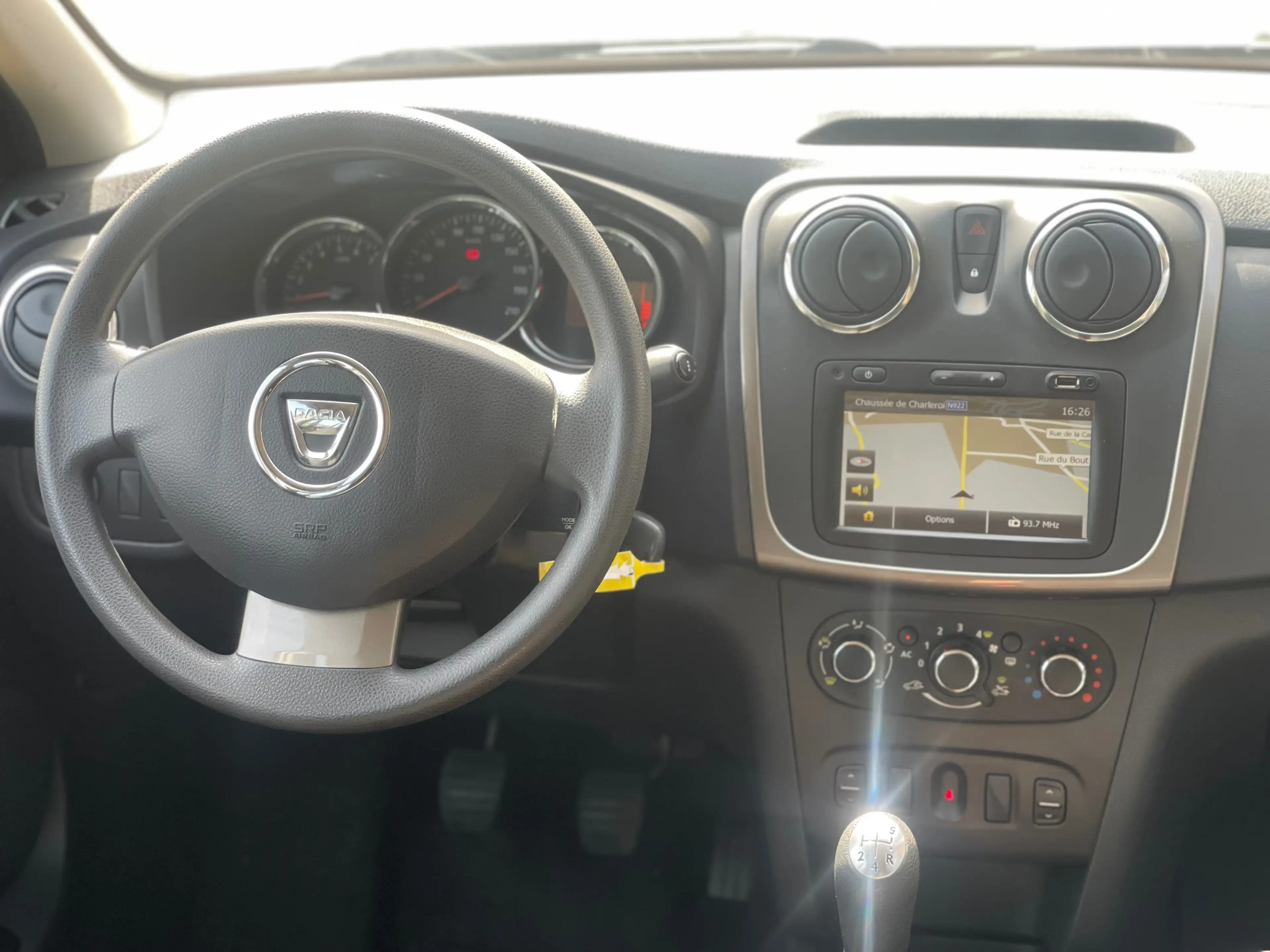 Dacia Logan MCV 1.5 dCi Laureate*NAVI*CLIM*GARANTIE 1AN — photo 12