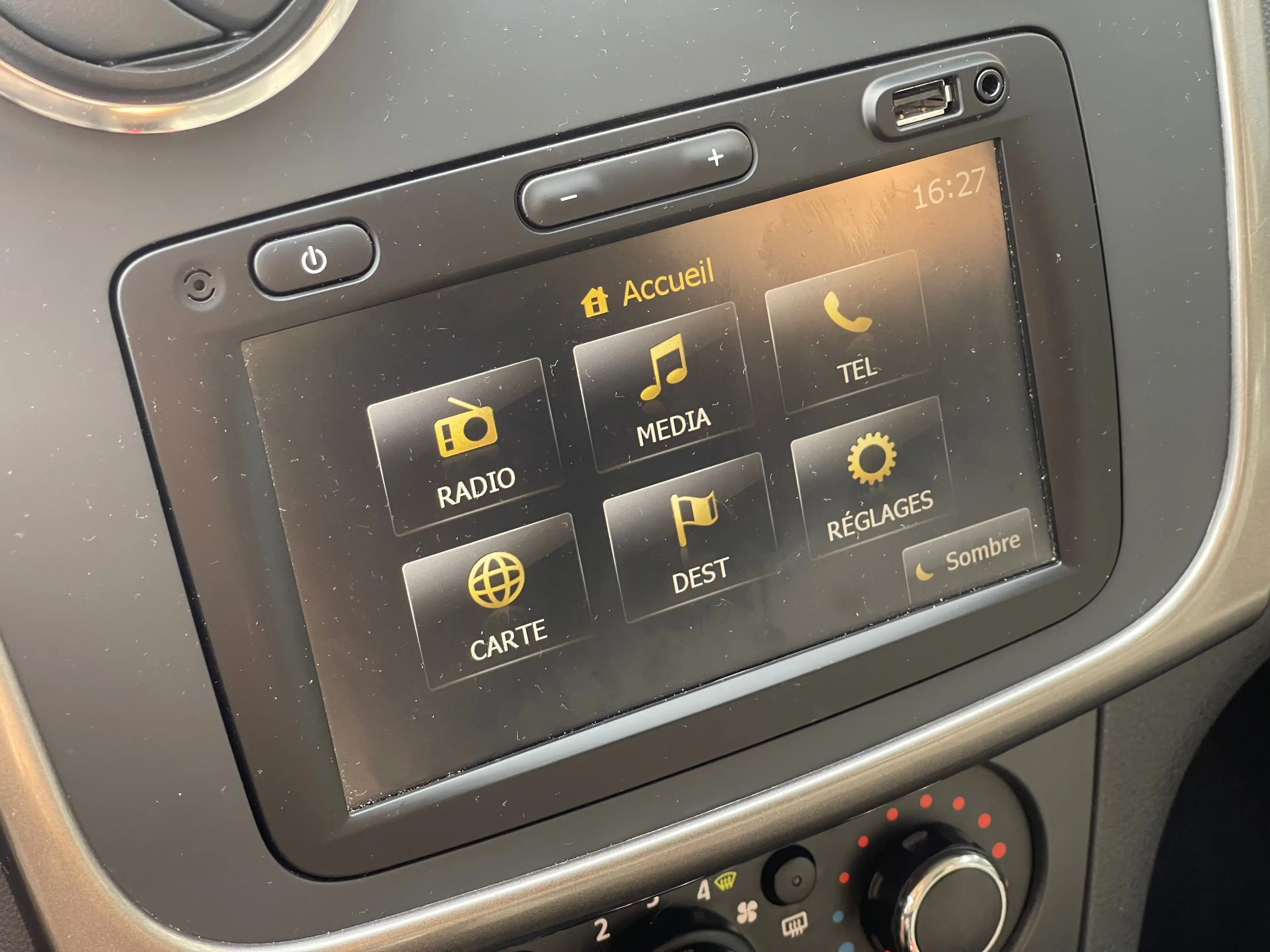 Dacia Logan MCV 1.5 dCi Laureate*NAVI*CLIM*GARANTIE 1AN — photo 13