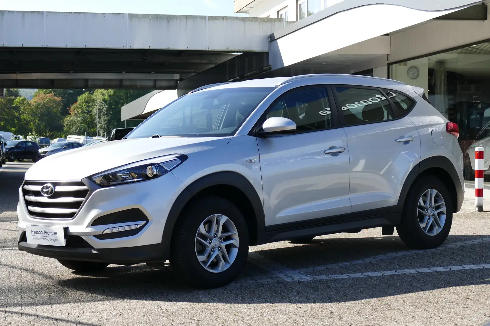 Hyundai TUCSON Tucson blue 1.6 GDi 2WD*NAVI*KAMERA*ALU*PDC* Zilver - 1