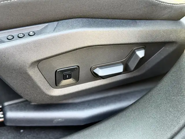 Jeep Compass view 15