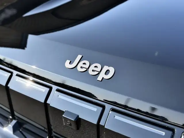 Jeep Compass view 3