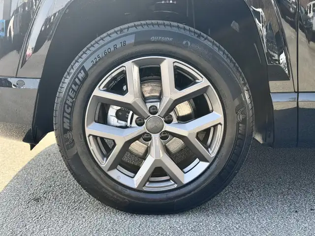 Jeep Compass view 4