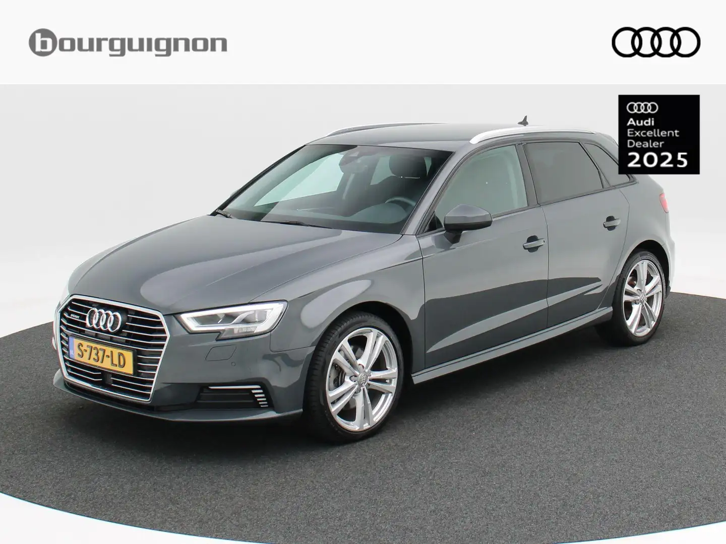 Audi A3 Sportback 40 e-tron 204 Pk Automaat Advance Sport Gris - 1