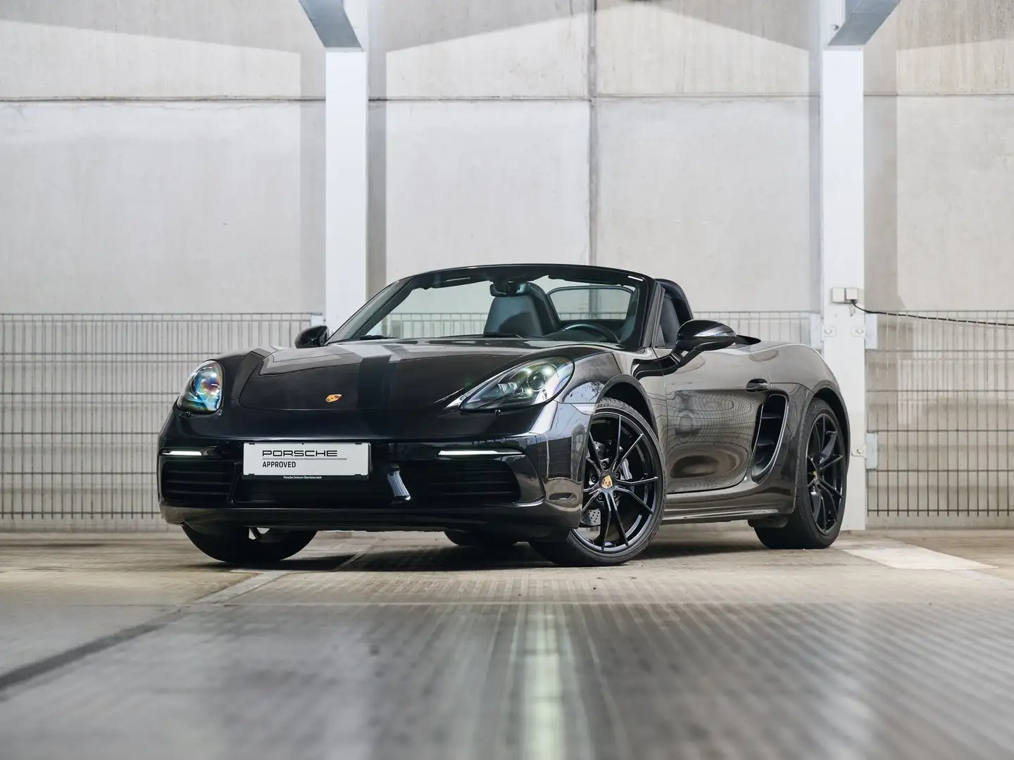 Porsche 718 Boxster Schwarz - 2