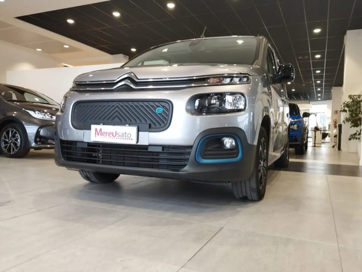 Citroen E-Berlingo motore elettrico 136 CV M Shine Argent - 1
