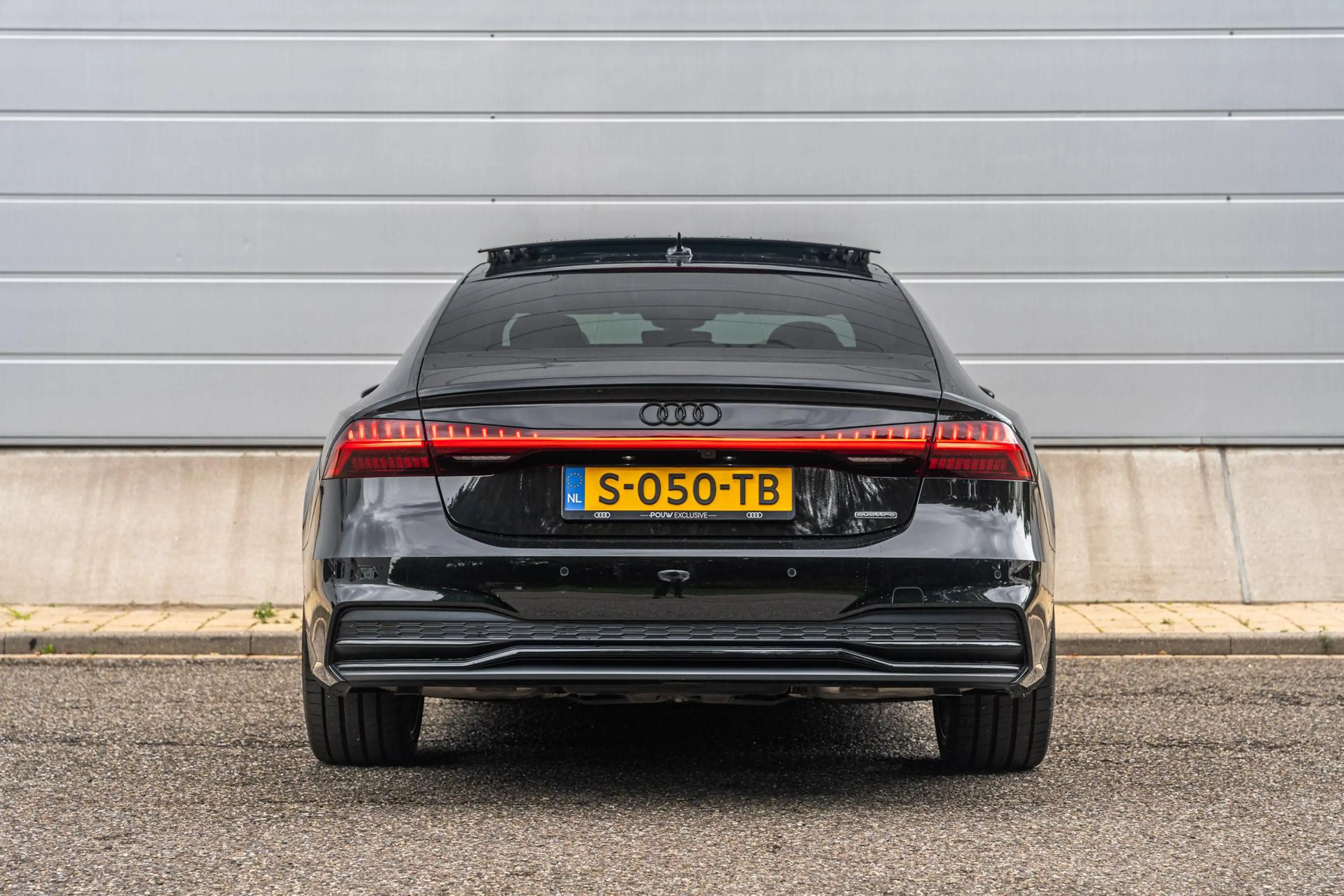 Audi A7 Sportback 55 TFSIe 367pk PHEV Quattro S Edition Co — photo 11