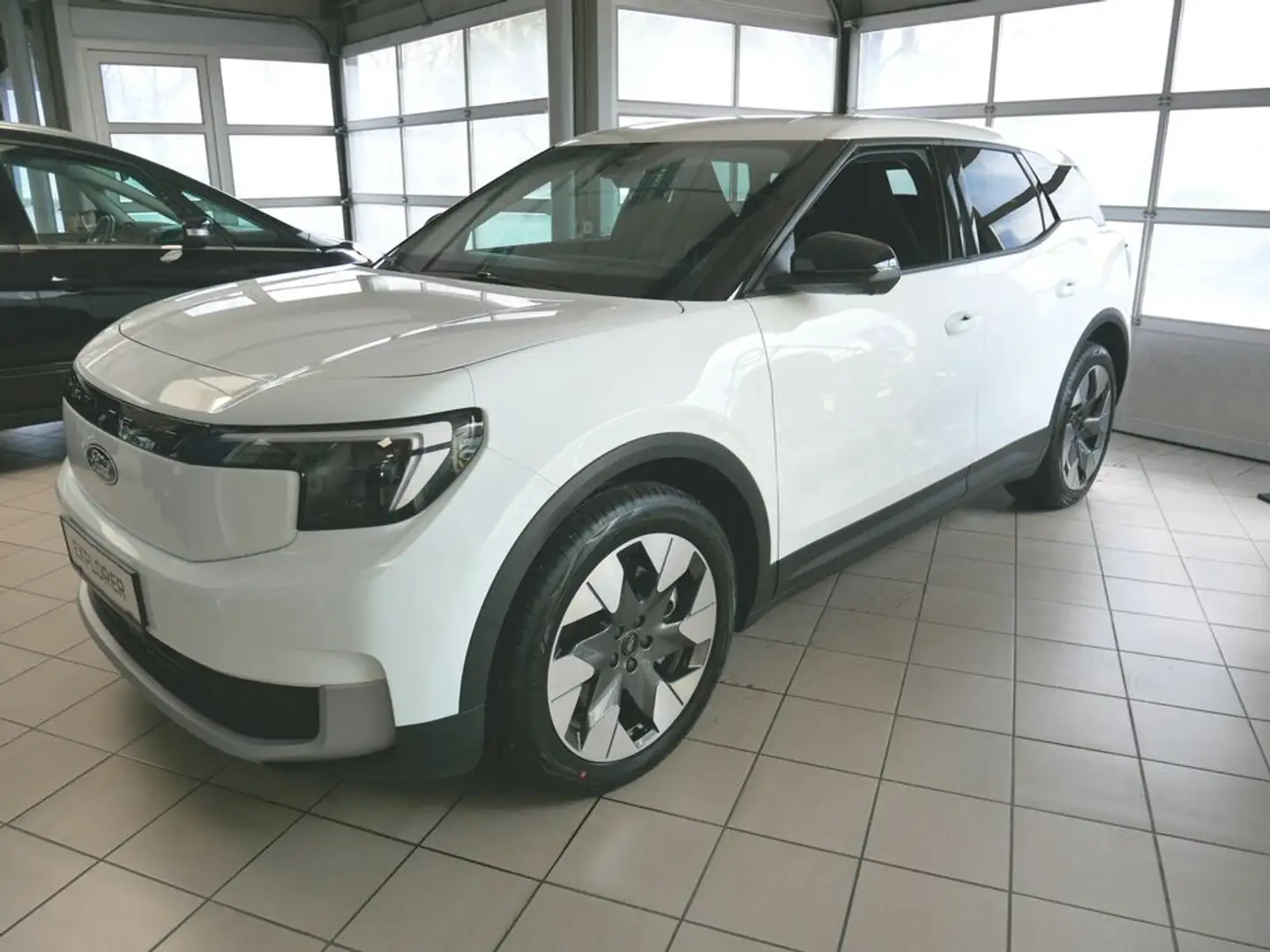 Ford Explorer Elektro 77kWh Premium Blanc - 2