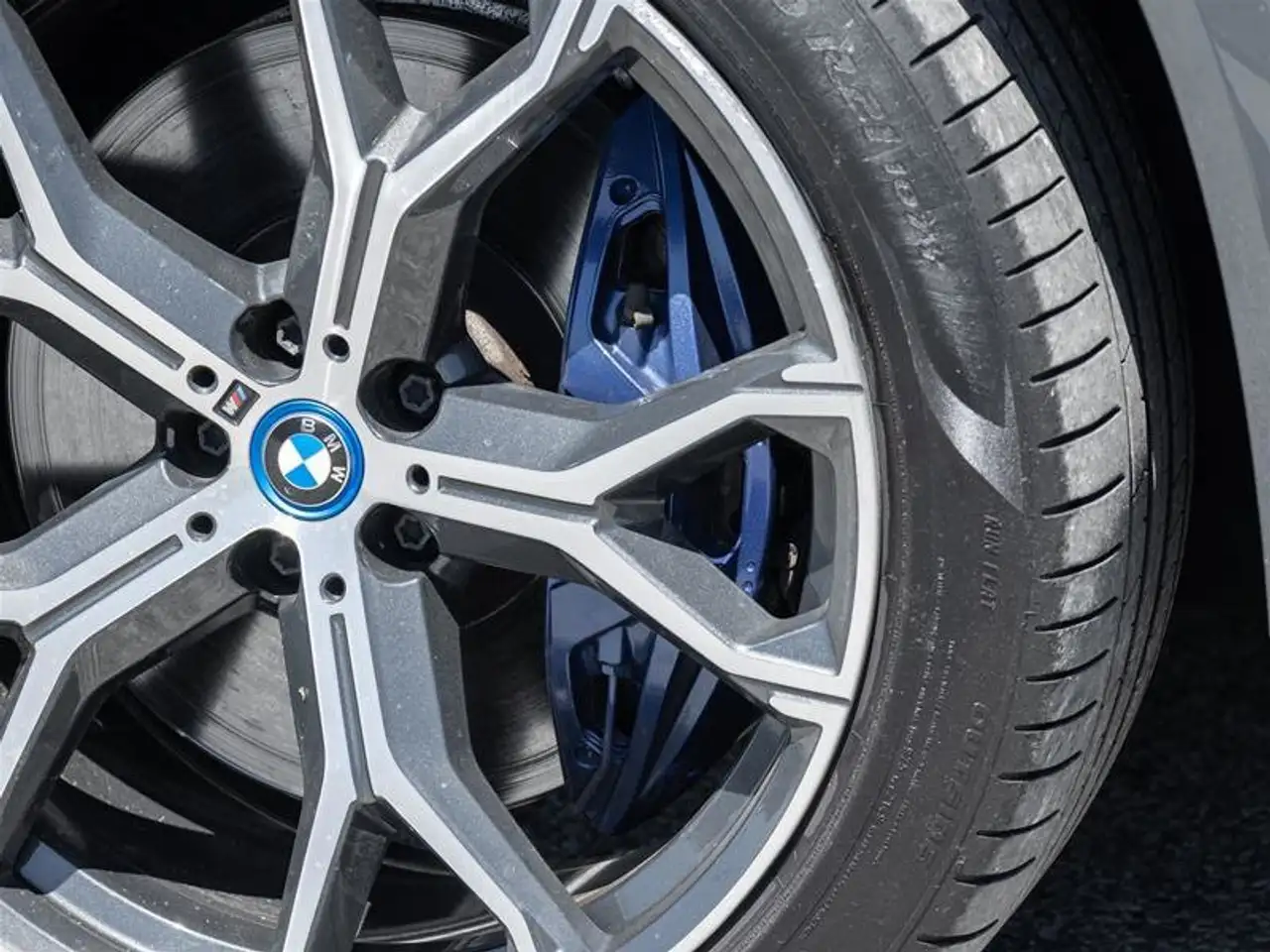 BMW X5 снимка BMW X5